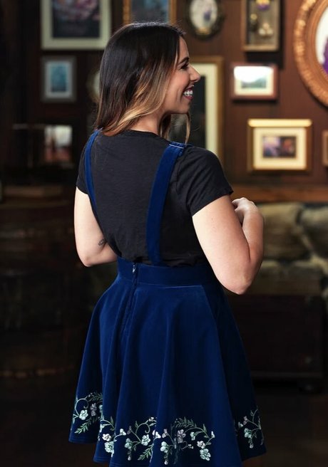 Laura Bailey actress archive