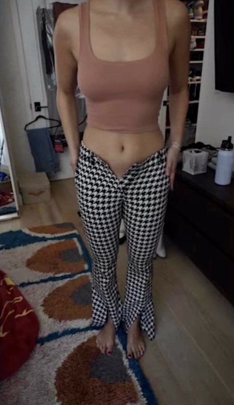 sydsogood erotic actress photo