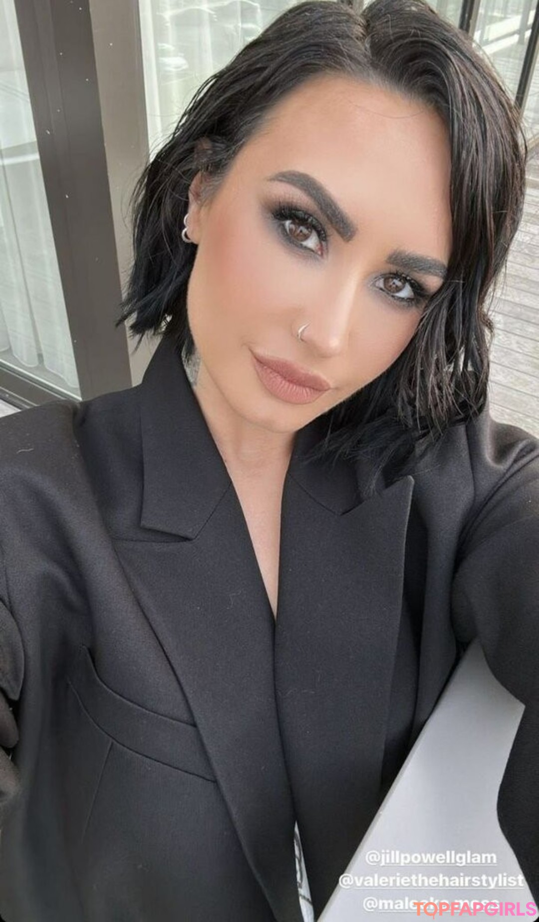 Demi Lovato hd actress pictures