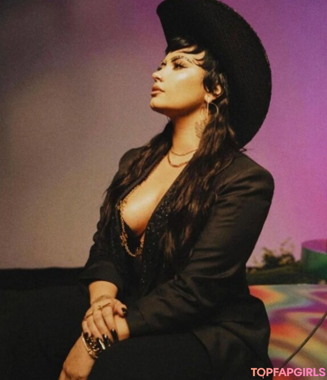 Demi Lovato star nudes picture