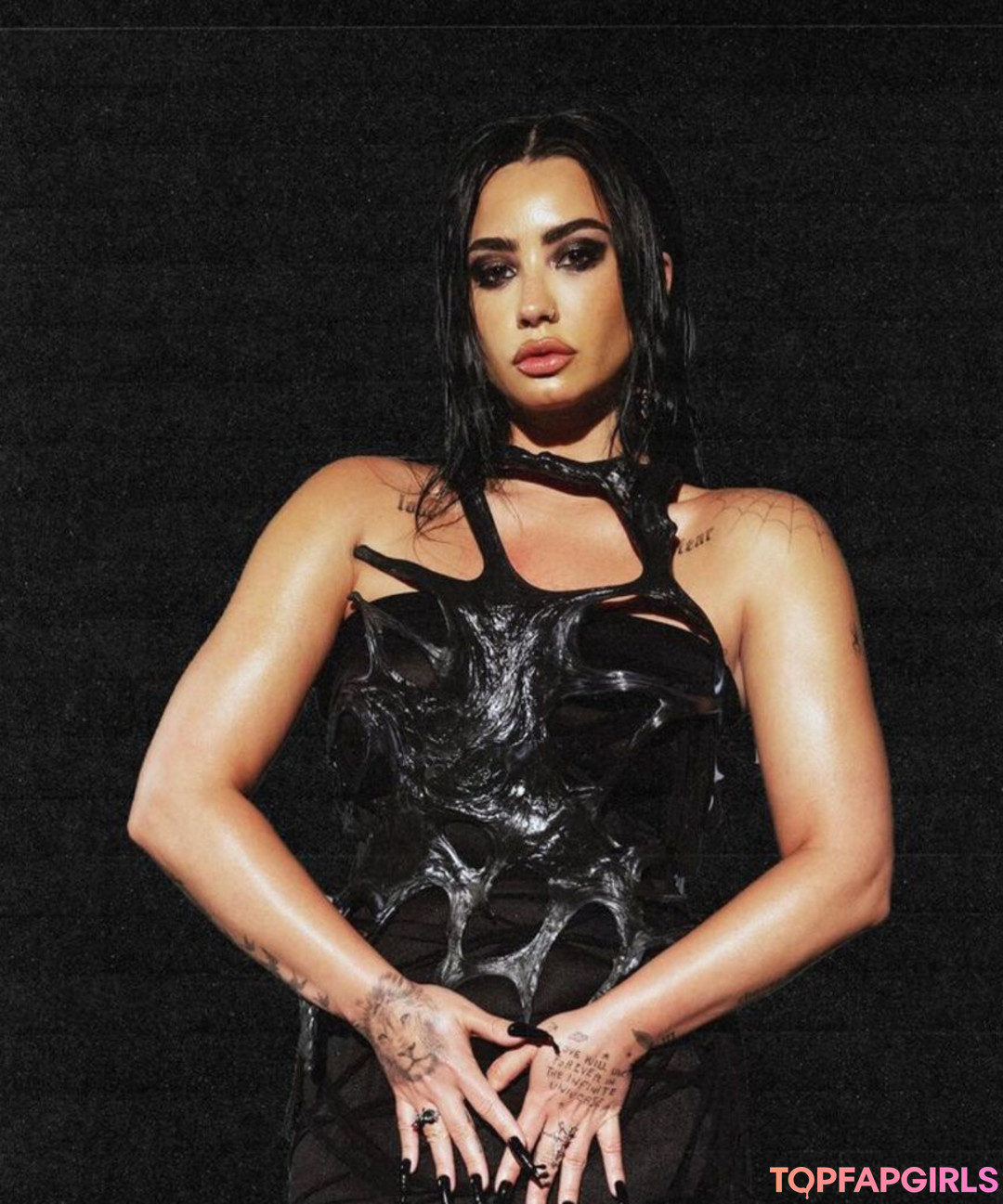 Demi Lovato star perfect pics