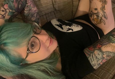 hottest midget onlyfans free nude picture