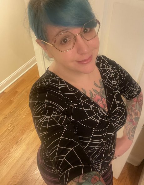 PushingUpRoses porn model galleries