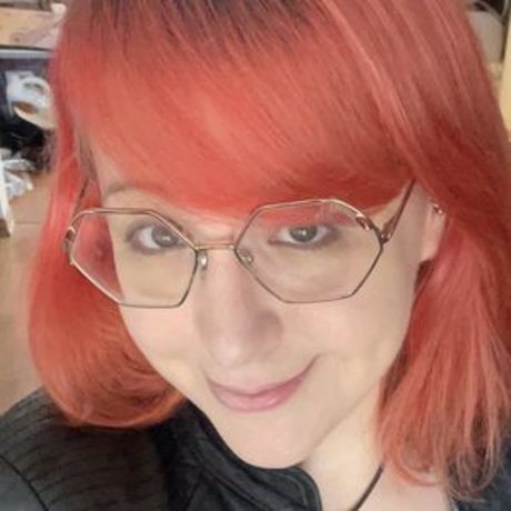 PushingUpRoses star adult pic