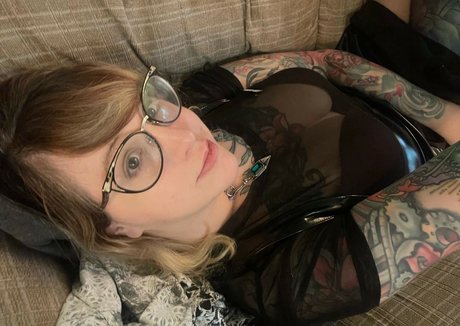 PushingUpRoses sex pornstar pictures