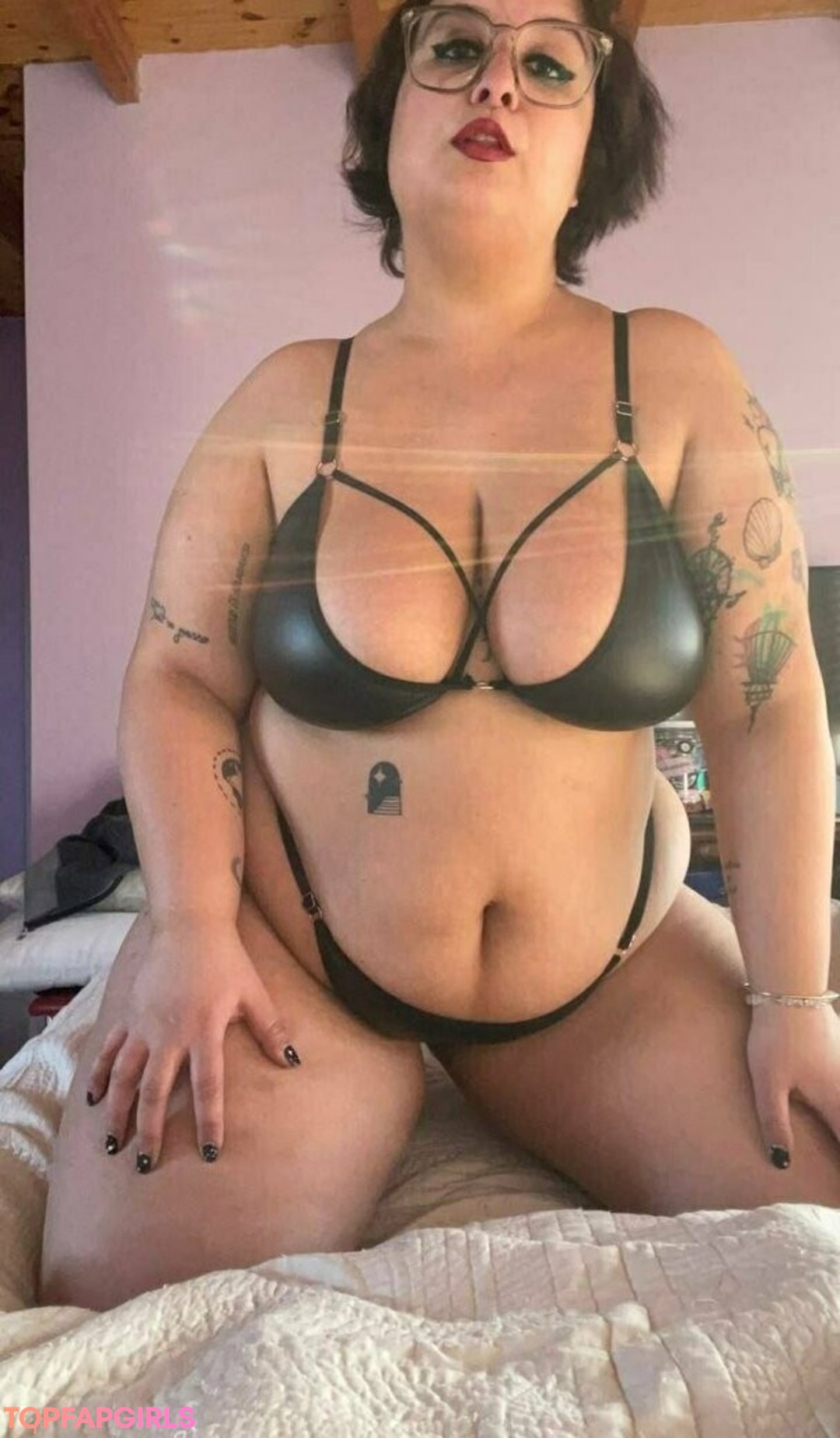 curvy star onlyfans sexy naked pic