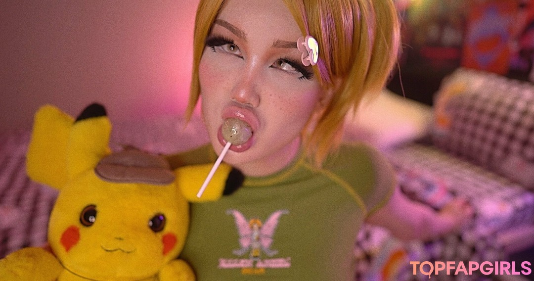 Blondelashes19 model hd picture