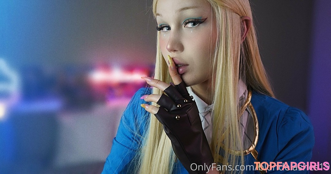 Blondelashes19 pretty actress photos
