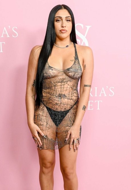 Lourdes Leon model adult galleries