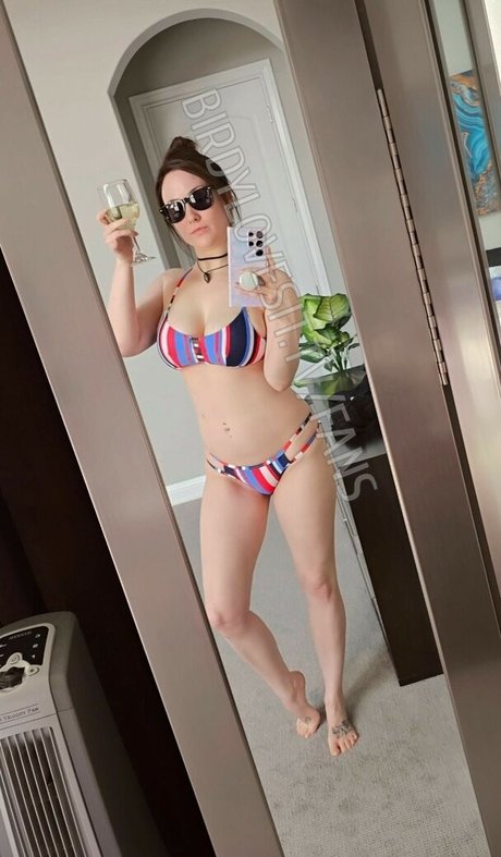 BirdyLovesIt nudes actress img