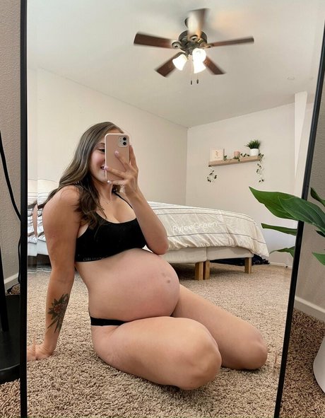 ryleegreenvip pornographic actress pic