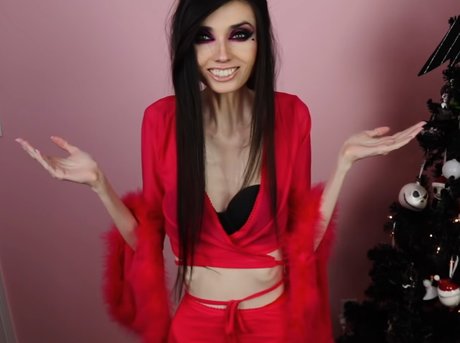 Eugenia Cooney star gallery