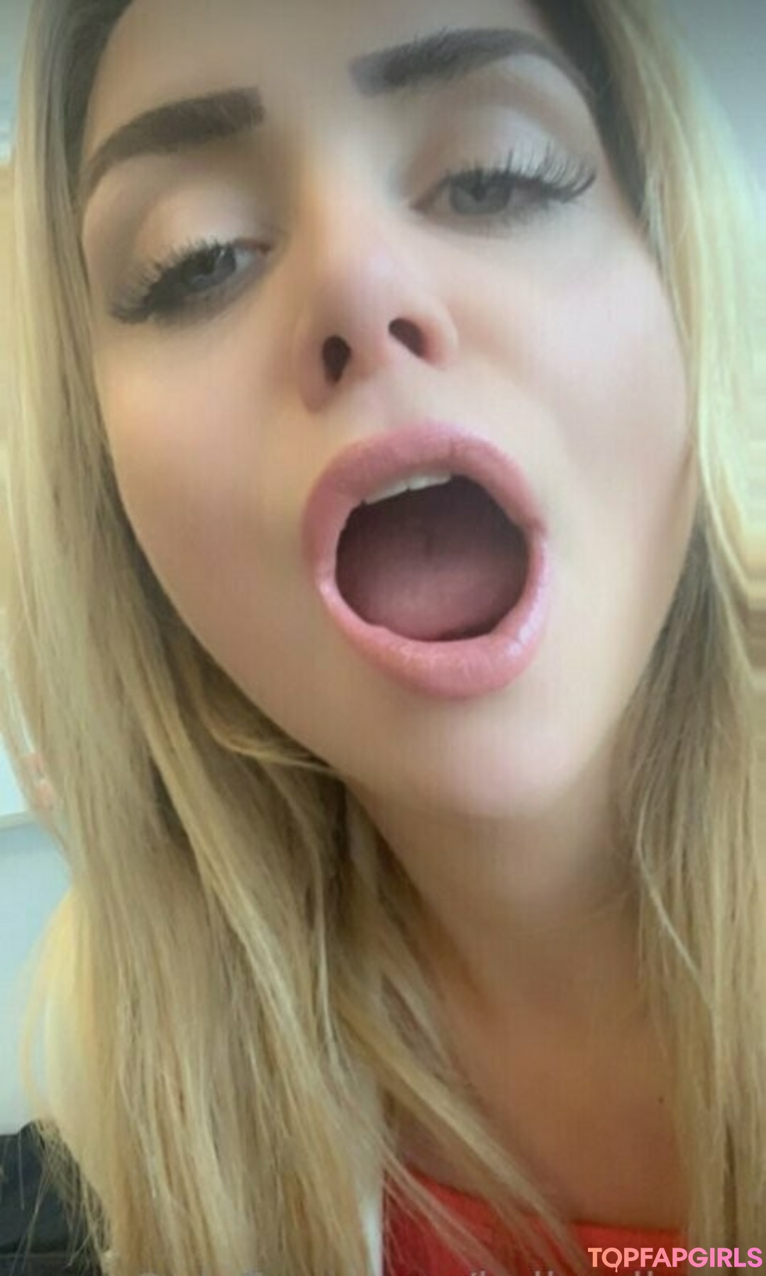 kellymilana pretty star image