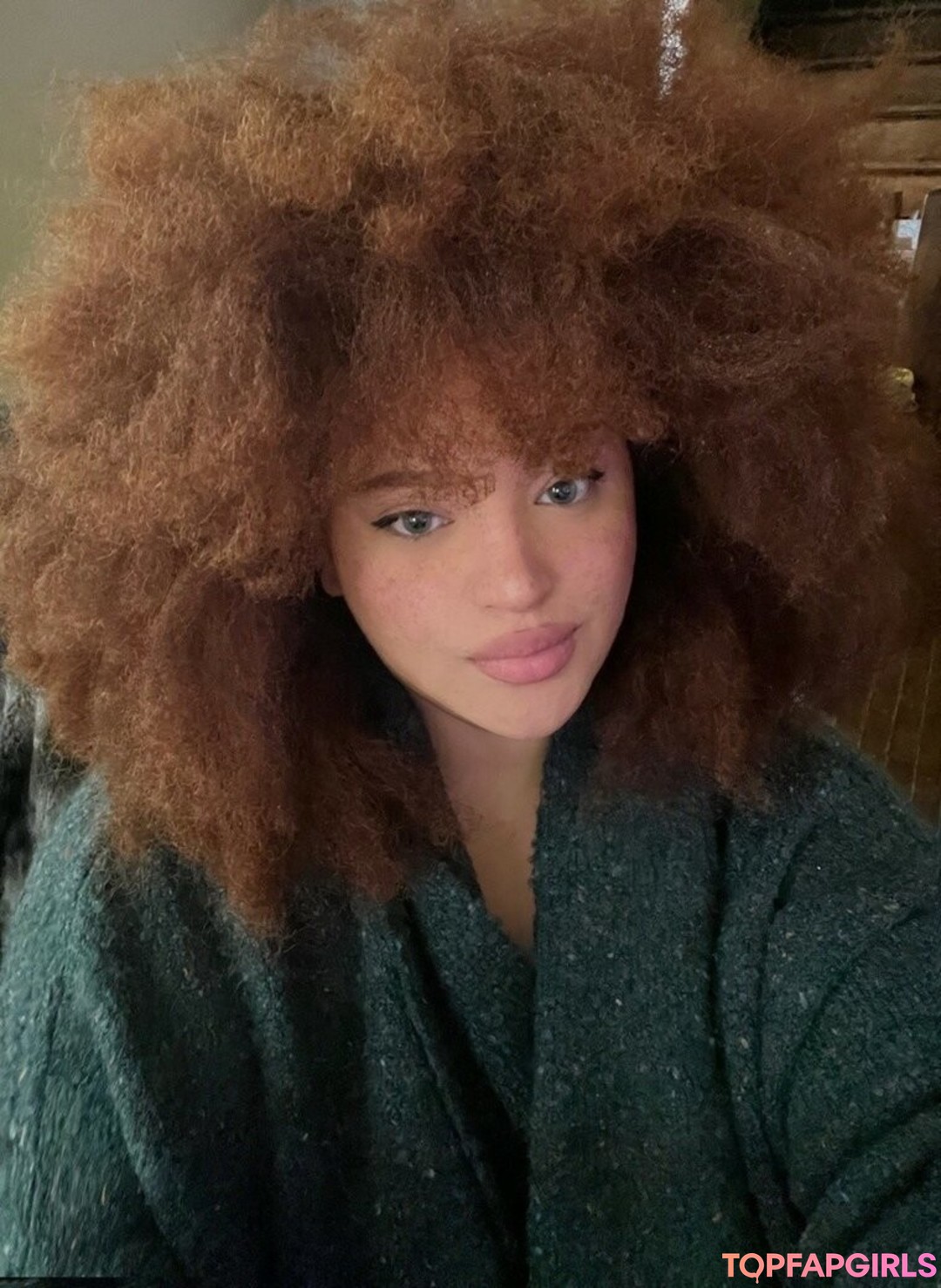 Nikkie Ginger perfect pornstar pic