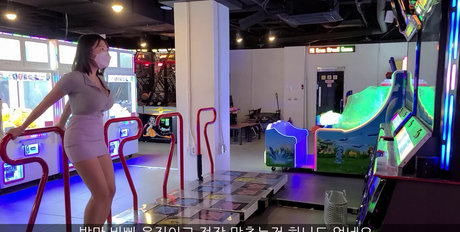 beautiful japanese onlyfans hd picture