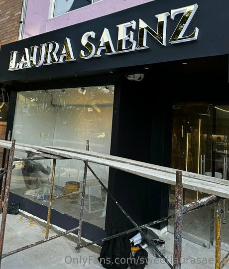 sweetlaurasaenz xxx model pictures