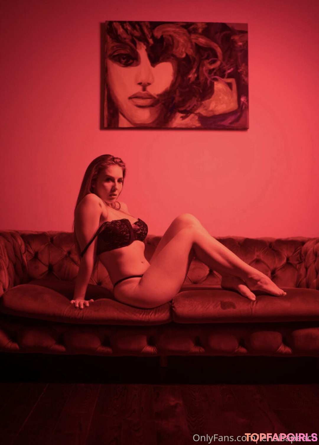 lenaisapeach sexy actress photo