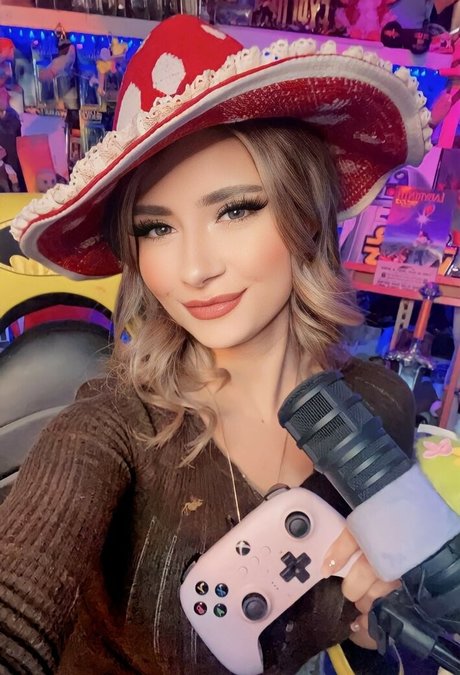 That Star Wars Girl nude pornstar photo