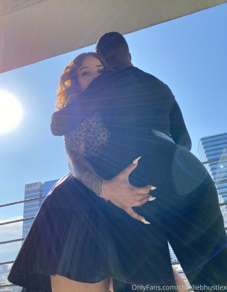 charliebhustlex star beautiful pic