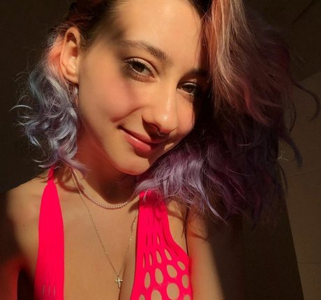 leliloo sexy pornstar pic