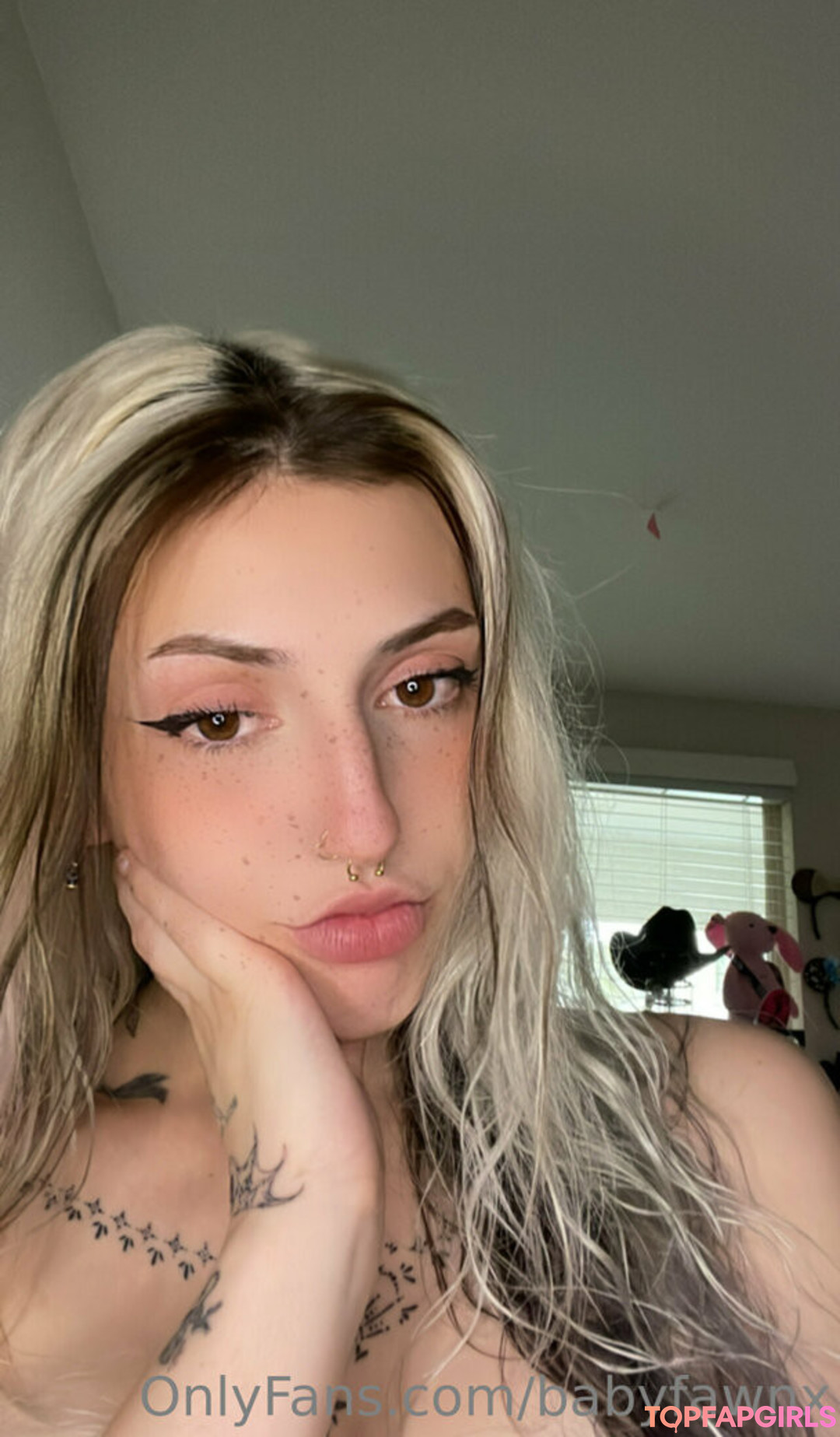 babyfawnx hd star photo