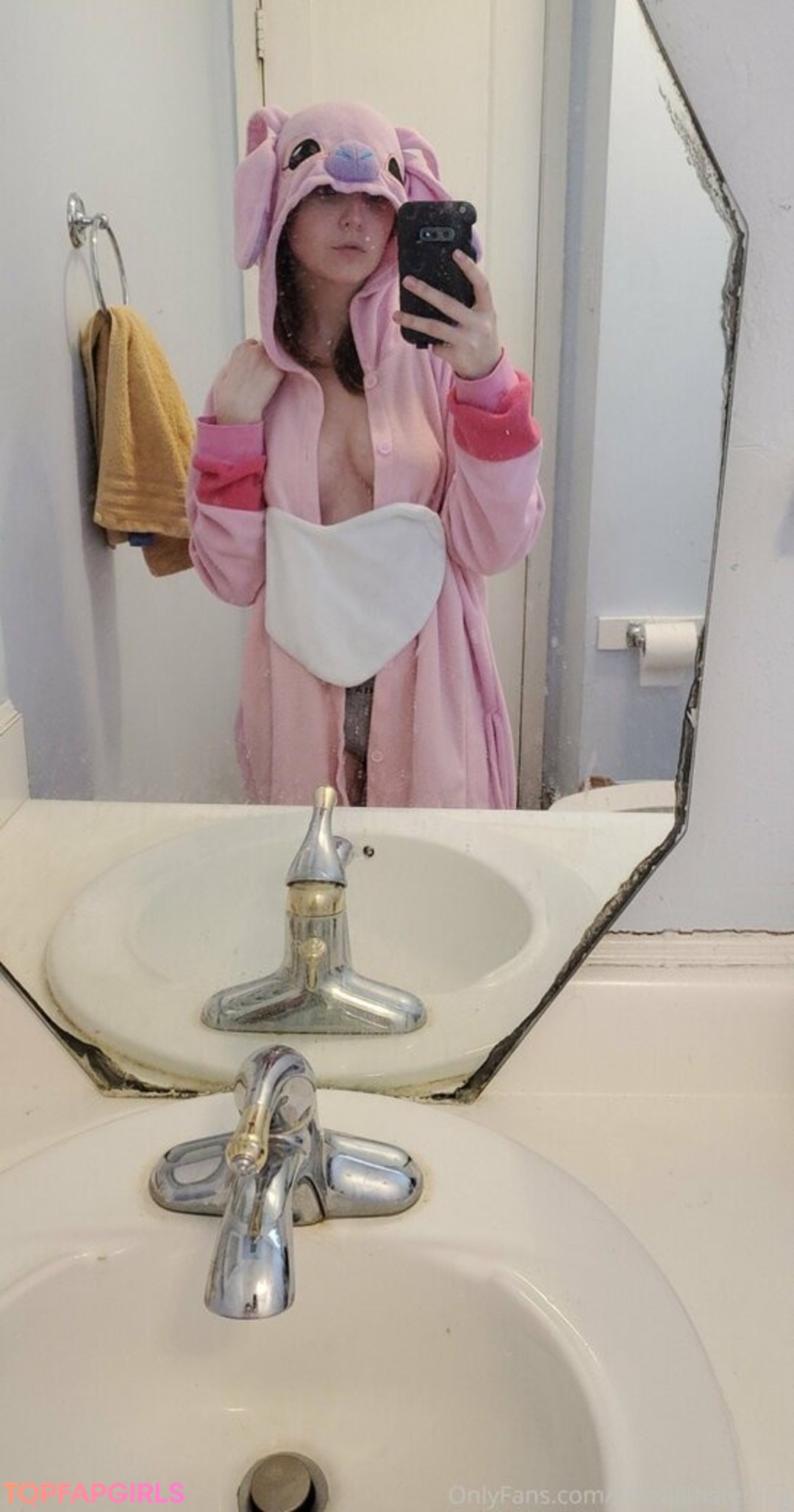 lilithsterling hot actress photo