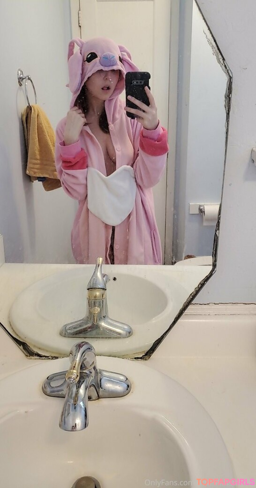 lilithsterling model sex image