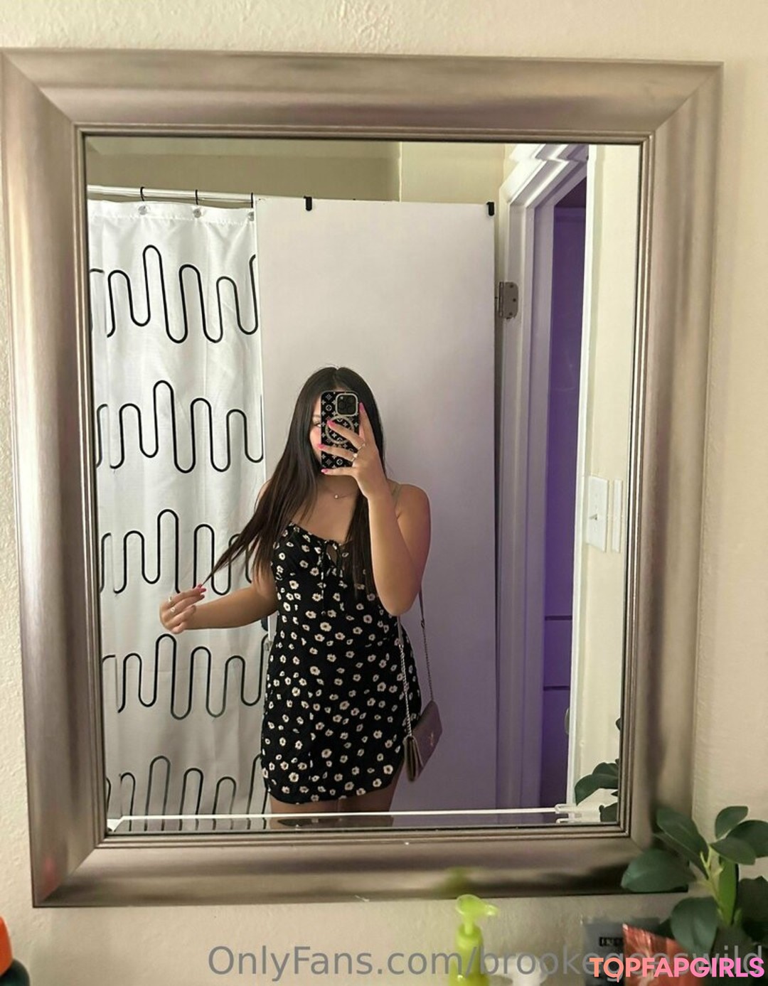 skinny shemale onlyfans pornos photo