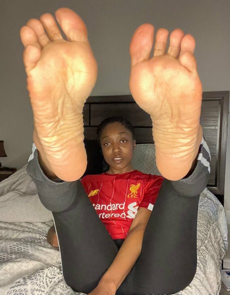 littleebonyfeet high quality actress pic