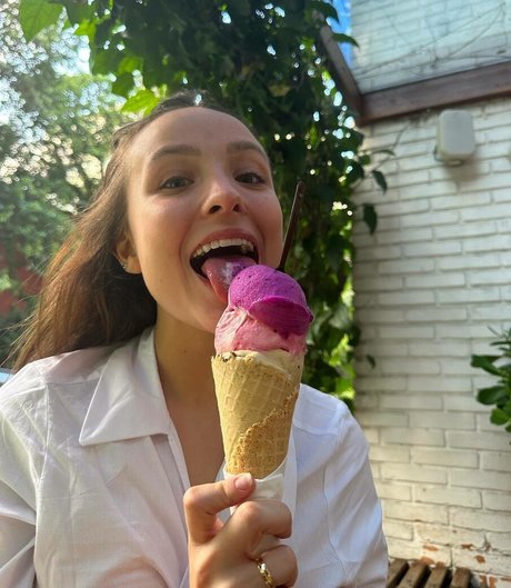 skinny brunette onlyfans sexy nudes pics