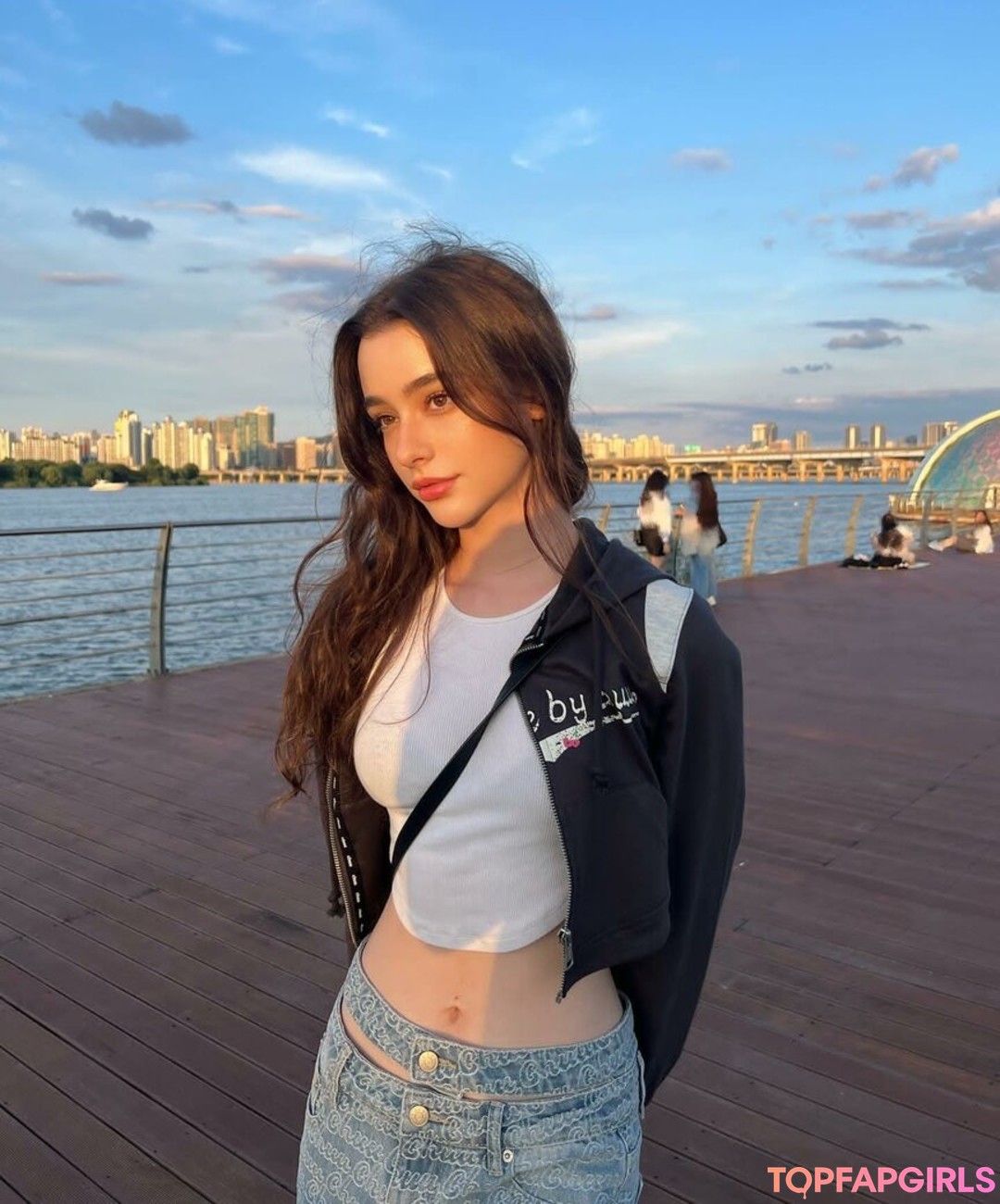 Dasha Taran beautiful star pic