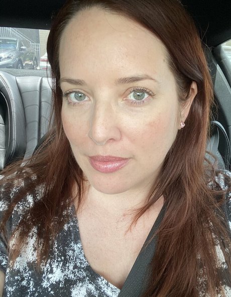 maggiegreenlive art model photos