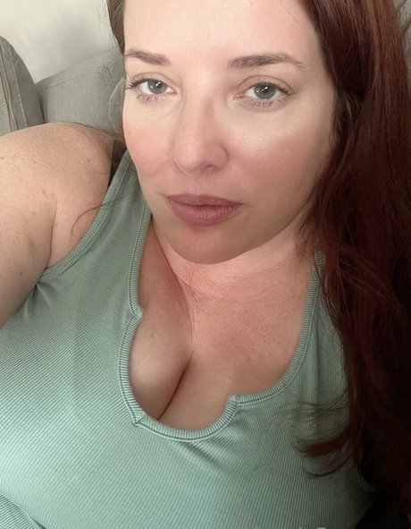 maggiegreenlive pornographic actress photos