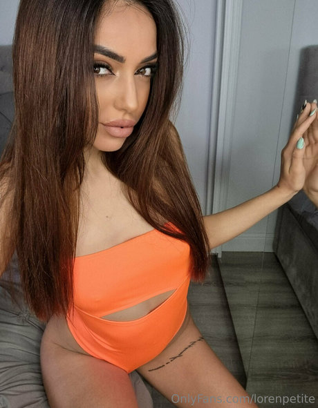 shemale fucks guy onlyfans hd pic