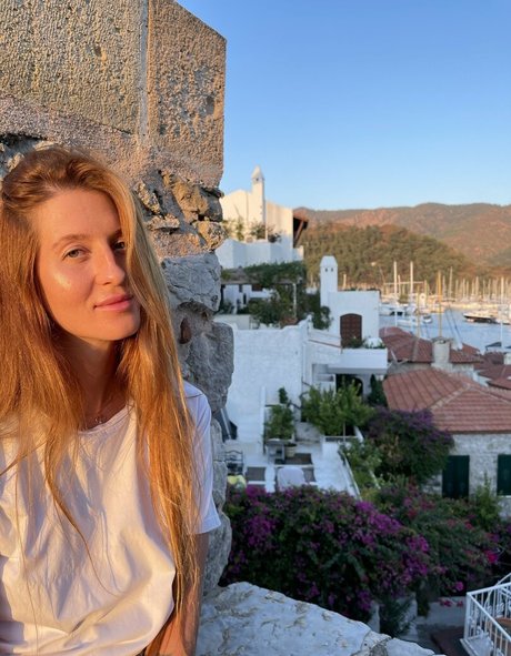 sleepybeautyasmr free naked pornstar images