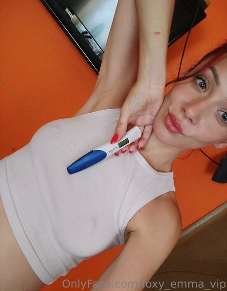 foxy emma vip nice actress img