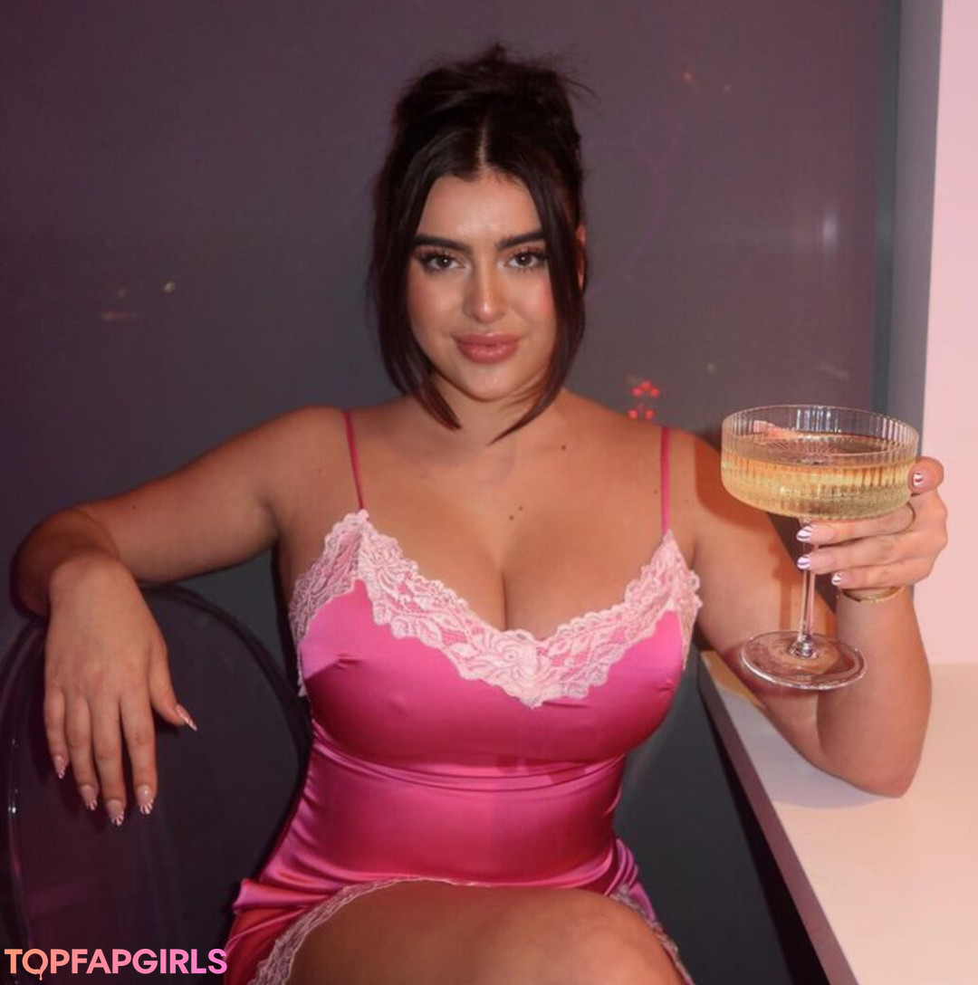 Kalani Hilliker star high quality pics