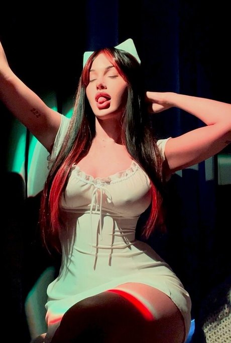 kittytheasmrqueen model sexy picture