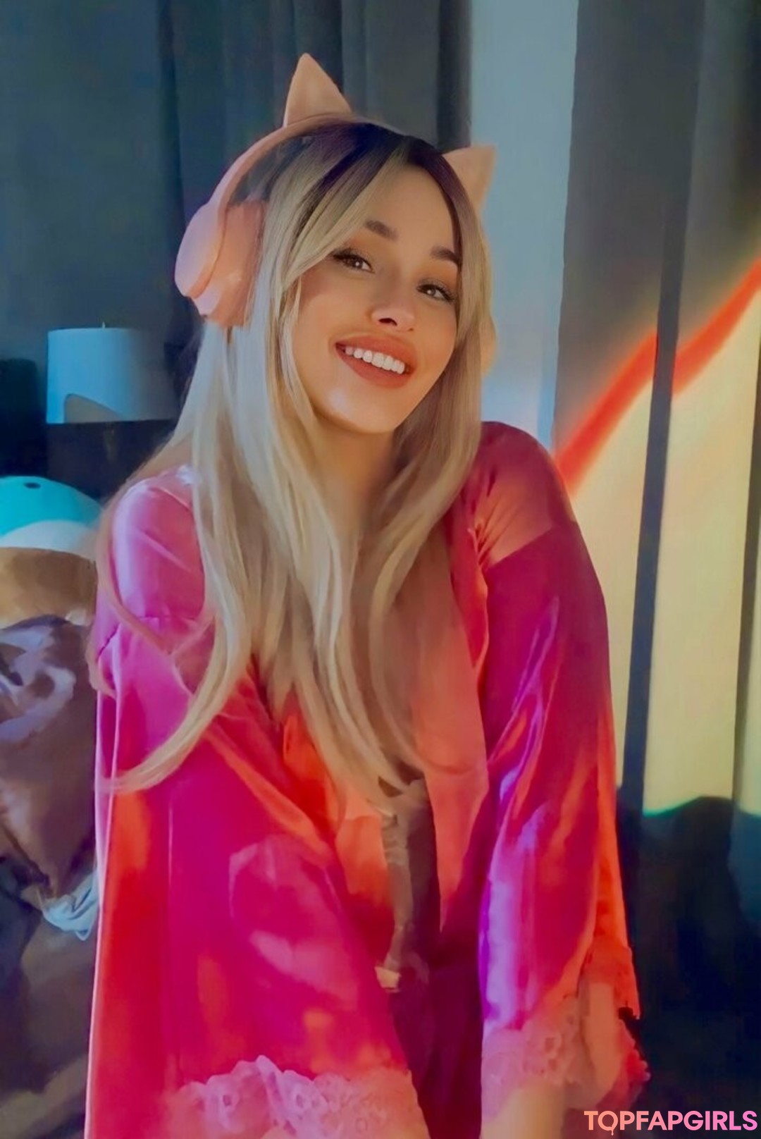 kittytheasmrqueen nude pornstar image