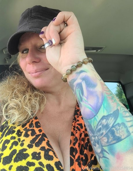 bigbootymandyj1981 star art archive