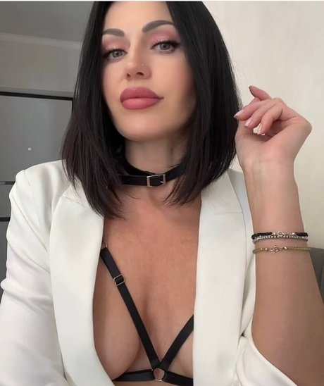 Arinaumka exclusive pornstar pictures