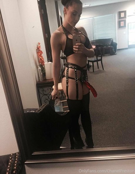 chanelpreston model xxx image