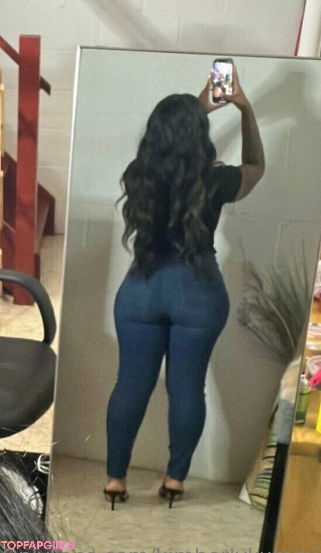 kimberlykummins nude model pic
