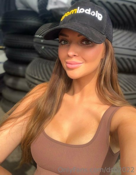 dsb2022 sex model photo