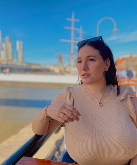 busty teen onlyfans top archive