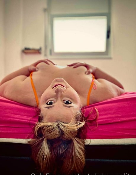 natalialozanolite art model image