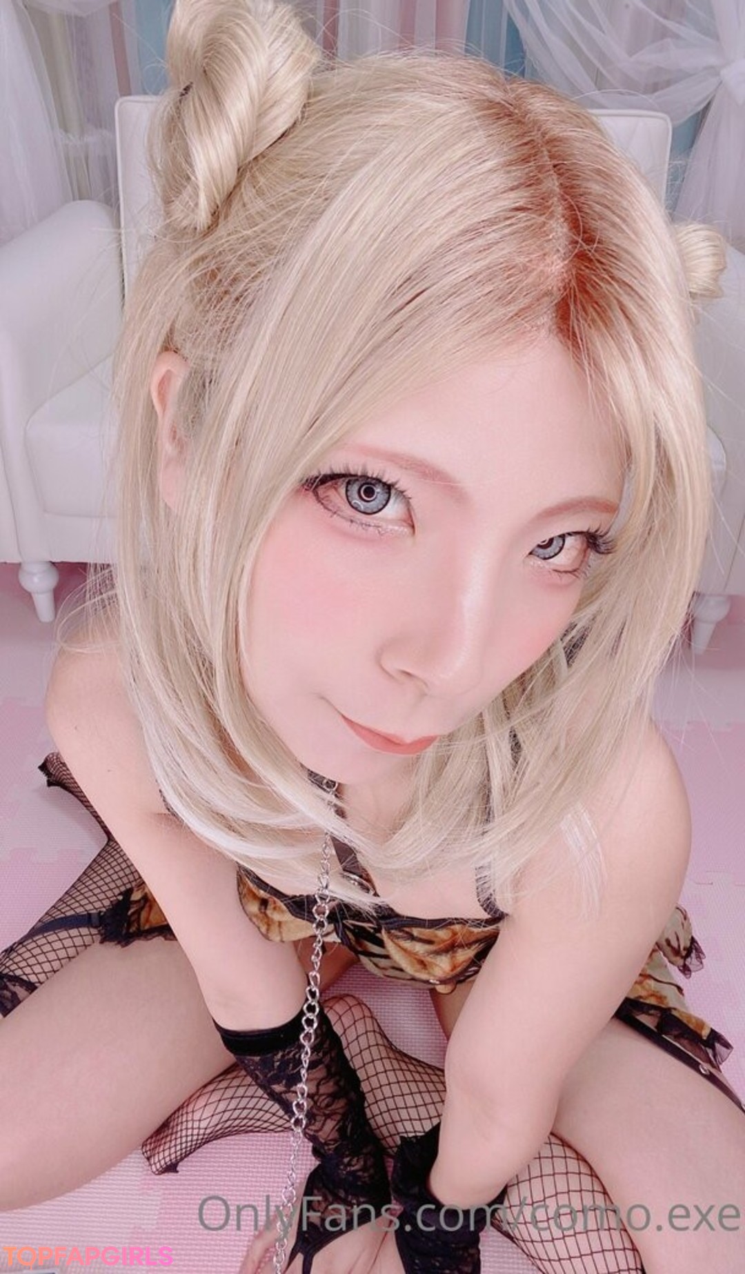 como exe adult model pics