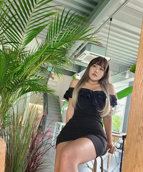 Yuggie TV actress picture