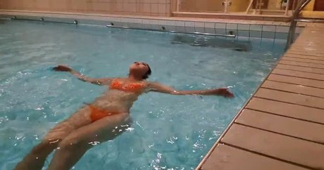 Yuggie TV porn actress picture