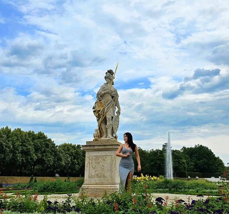 Yuggie TV top profile image